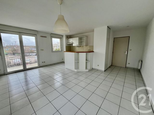 Appartement F3 à louer - 3 pièces - 57.49 m2 - AVIGNON - 84 - PROVENCE-ALPES-COTE-D-AZUR - Century 21 Saint Marc Immobilier